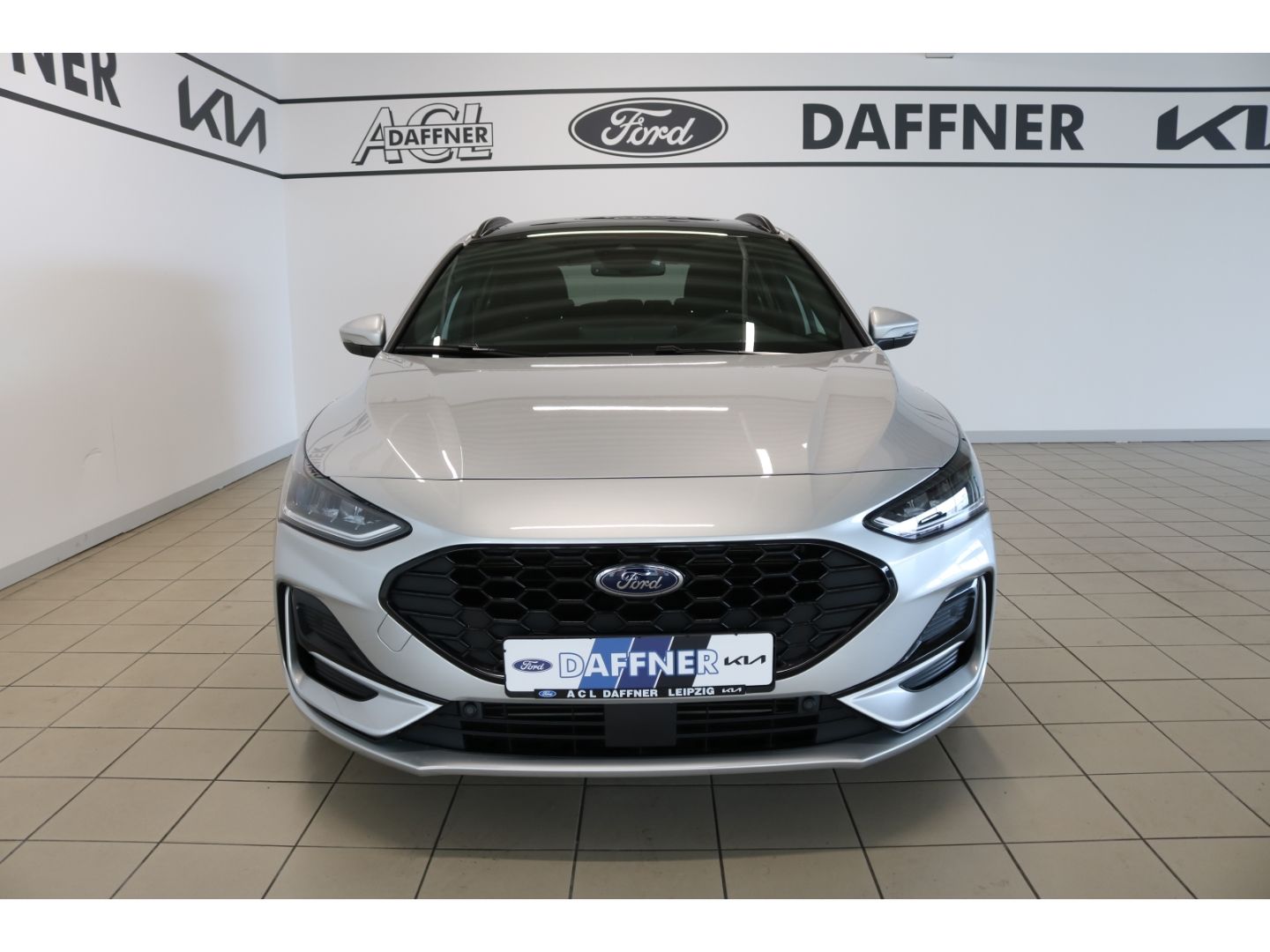 Fahrzeugabbildung Ford Focus ST-Line X VerkehrszeichenERK LED Tempomat