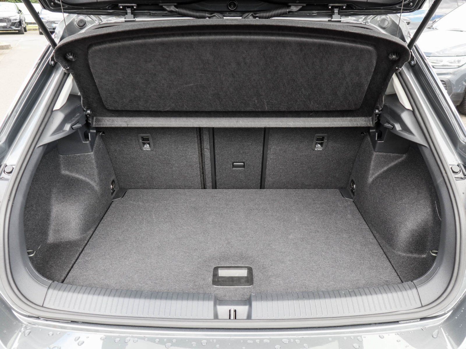 Volkswagen T-Roc - Bild 13