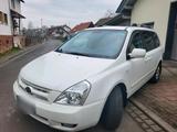 Kia KIA Carnival in einem guten Zustand - Kia Carnival: Privatanbieter