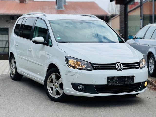 Volkswagen Touran Life AHK 7 Sitze