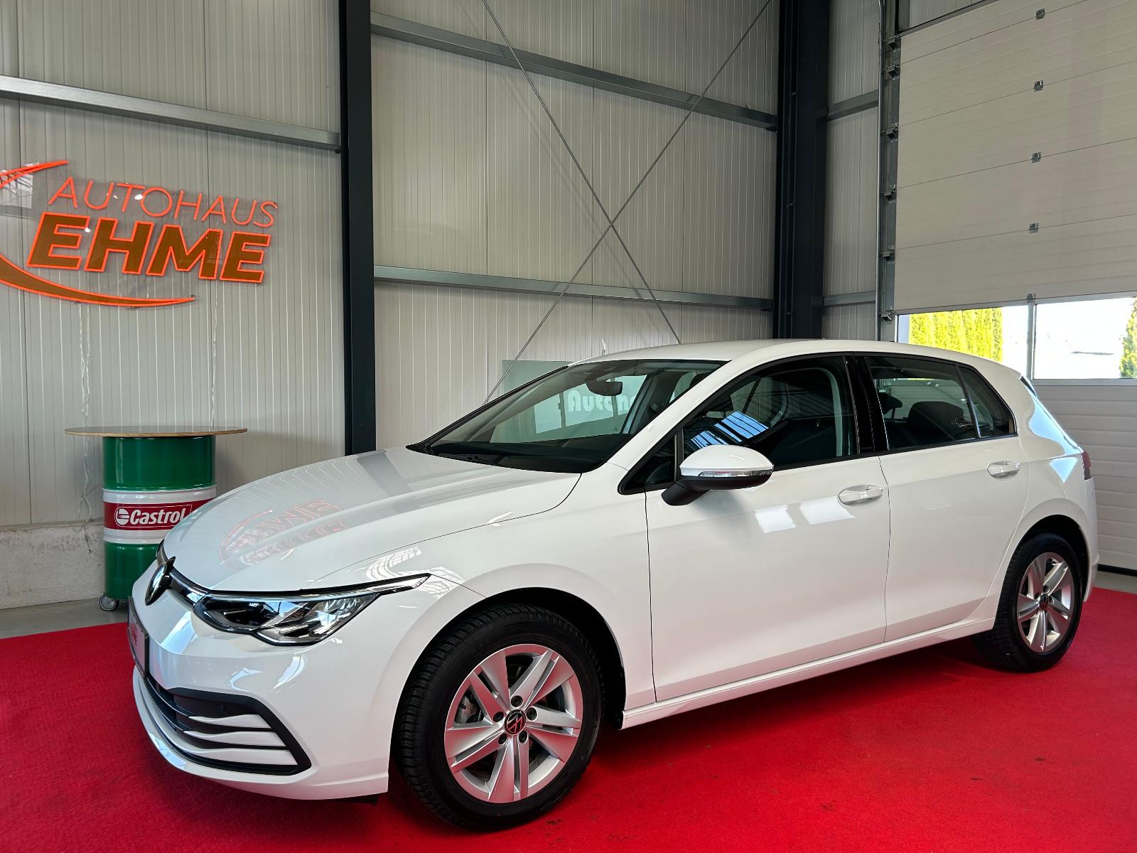 Volkswagen Golf VIII Life 1.0 TSI *ACC*NAV*LED*SHZ*ALU