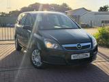 Opel Zafira 1,6 Ltr. - 77 kW 16V B Basis 7-Sitze KLIM - Opel Zafira: 16v