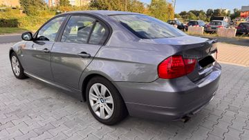 BMW 318 - 12
