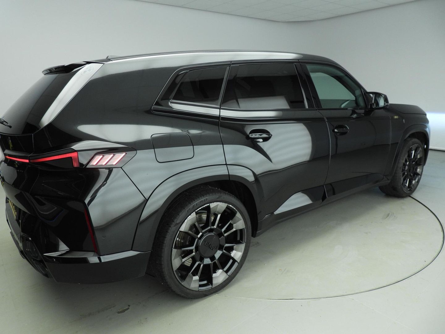 BMW XM PHEV 30 kWh M-Sportpakket | LED | Leder | HUD imagem 2