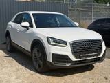 Audi Q2 Automatik/Klima/Navi/PDC - weiße Audi Q2