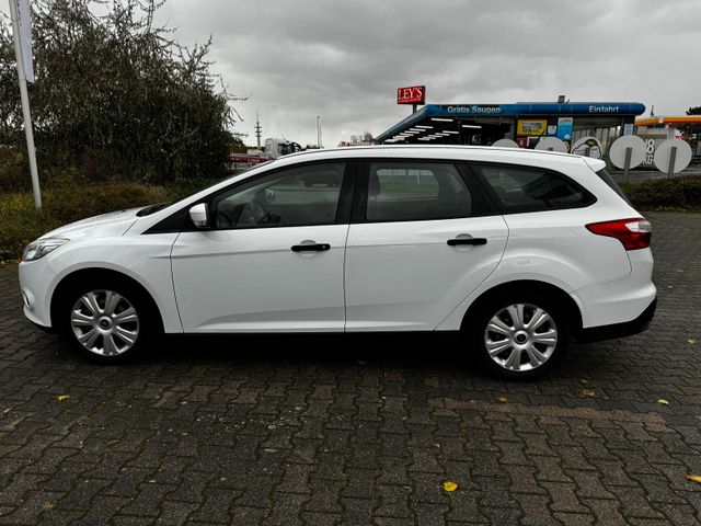 Ford Focus Turnier, 75.096 km, EZ 2013, 1....