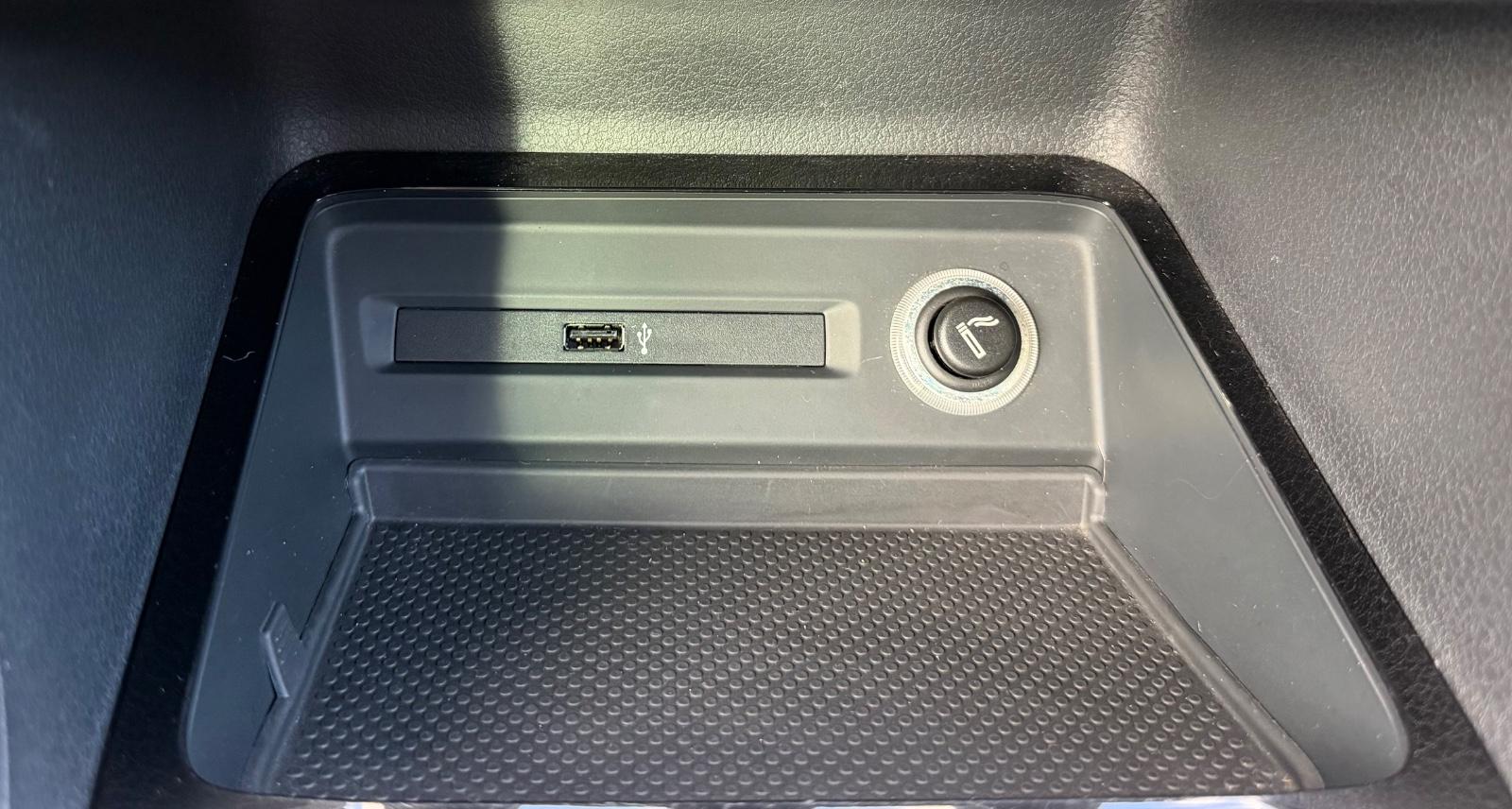Volkswagen Golf Sportsvan VII IQ.DRIVE/NAVI/TÜV Neu/PDC, миниатюра 21