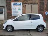 Renault Twingo Night/ TÜV NEU/ el. Panoramadach/ wenig K - gebrauchte Renault Twingo aus dem Jahr 2009