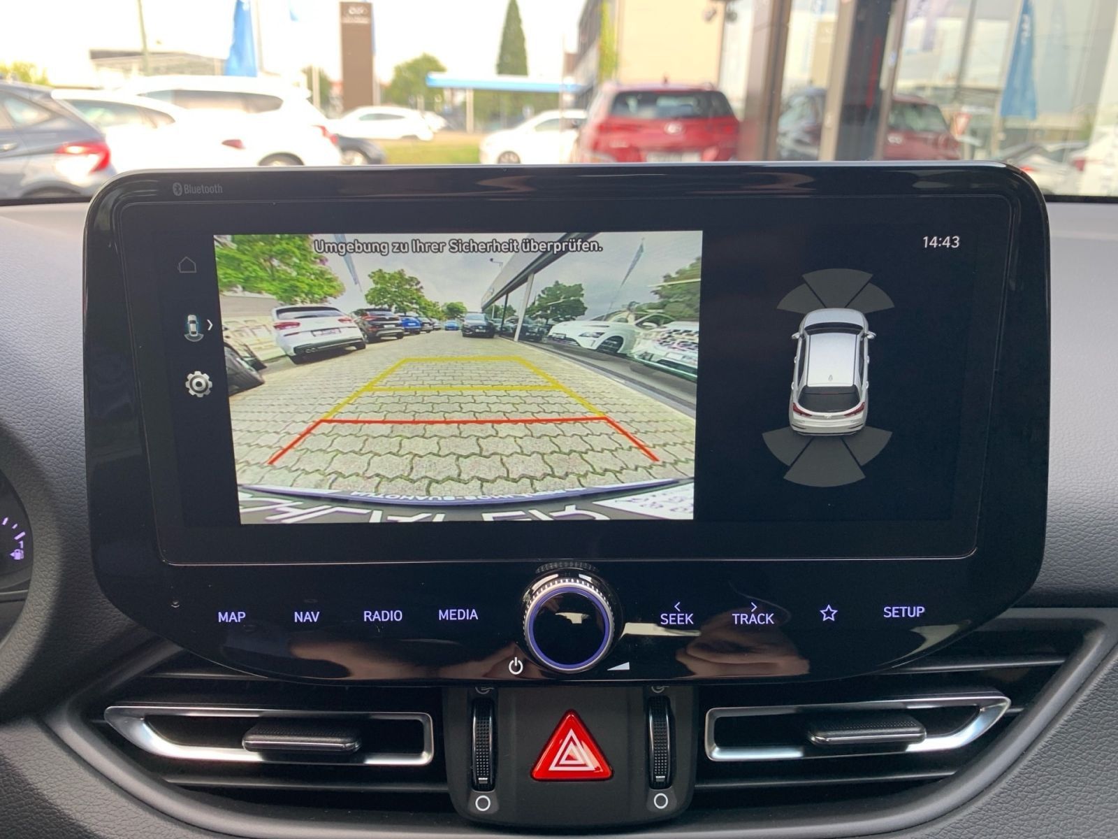Fahrzeugabbildung Hyundai i30 1.0 T-GDI Connect & Go Navi LED