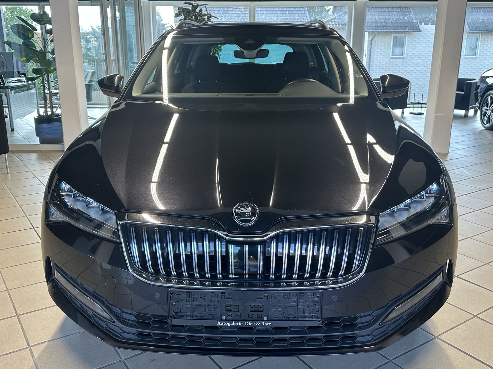 Skoda Superb Combi Ambition LED VIRTUAL ACC FA CAM AHK imagem 2