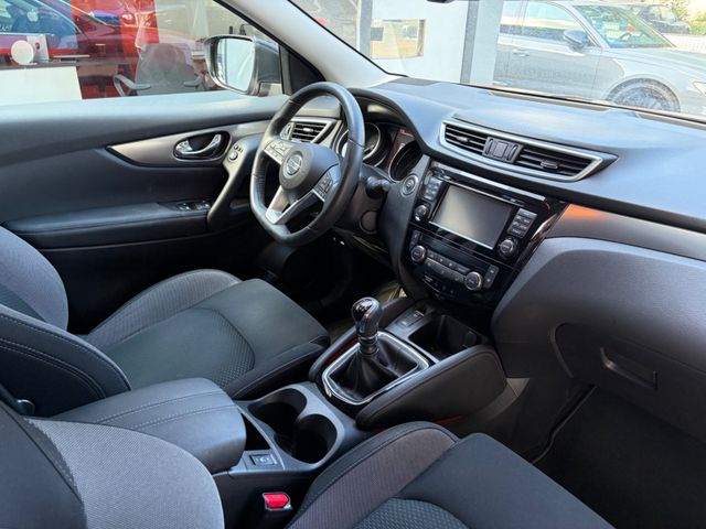 Fahrzeugabbildung Nissan Qashqai N-Connecta+Navi+Kamera+SHZ+18 Zoll+AHK