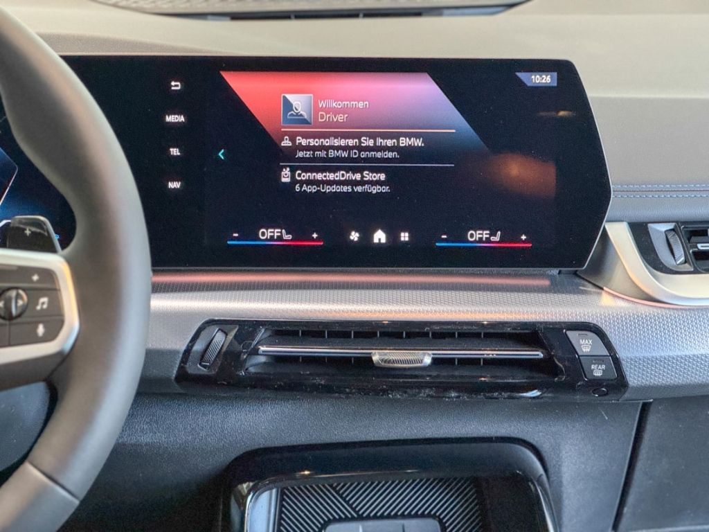 BMW 223 Active Tourer - Bild 14