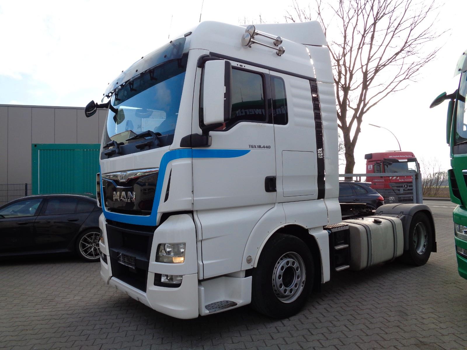 MAN TGX 18.440 XLX 2 Tanks 2016