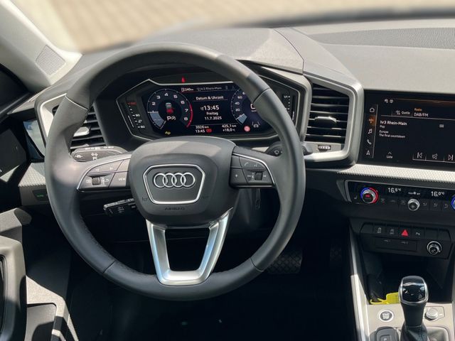 A1 Sportback 30 TFSI ADVANCED LED+KAMERA+VCP+ACC