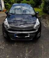 Kia Rio 1.2 Senation / TÜV/AU 04/2027 / Bremsen Neu  - Kia Rio aus 2017