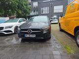 Mercedes-Benz A 180 7G-DCT | LED | Scheckheft | Kam | Garantie