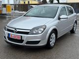 Opel Astra H Lim. Edition - Opel Astra aus 2005 mit Diesel-Antrieb