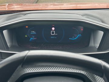 Peugeot 2008 PureTech 130 Allure | AHK - RCam - Navi