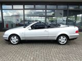 Mercedes-Benz CLK 230 Cabrio KOMPRESSOR ELEGANCE*Leder*1.Hand* - Mercedes-Benz CLK-Class aus 1999