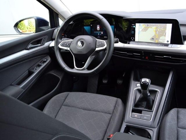Golf VIII Variant 2.0 TDI Life LED/NAVI+VZE/BUSI