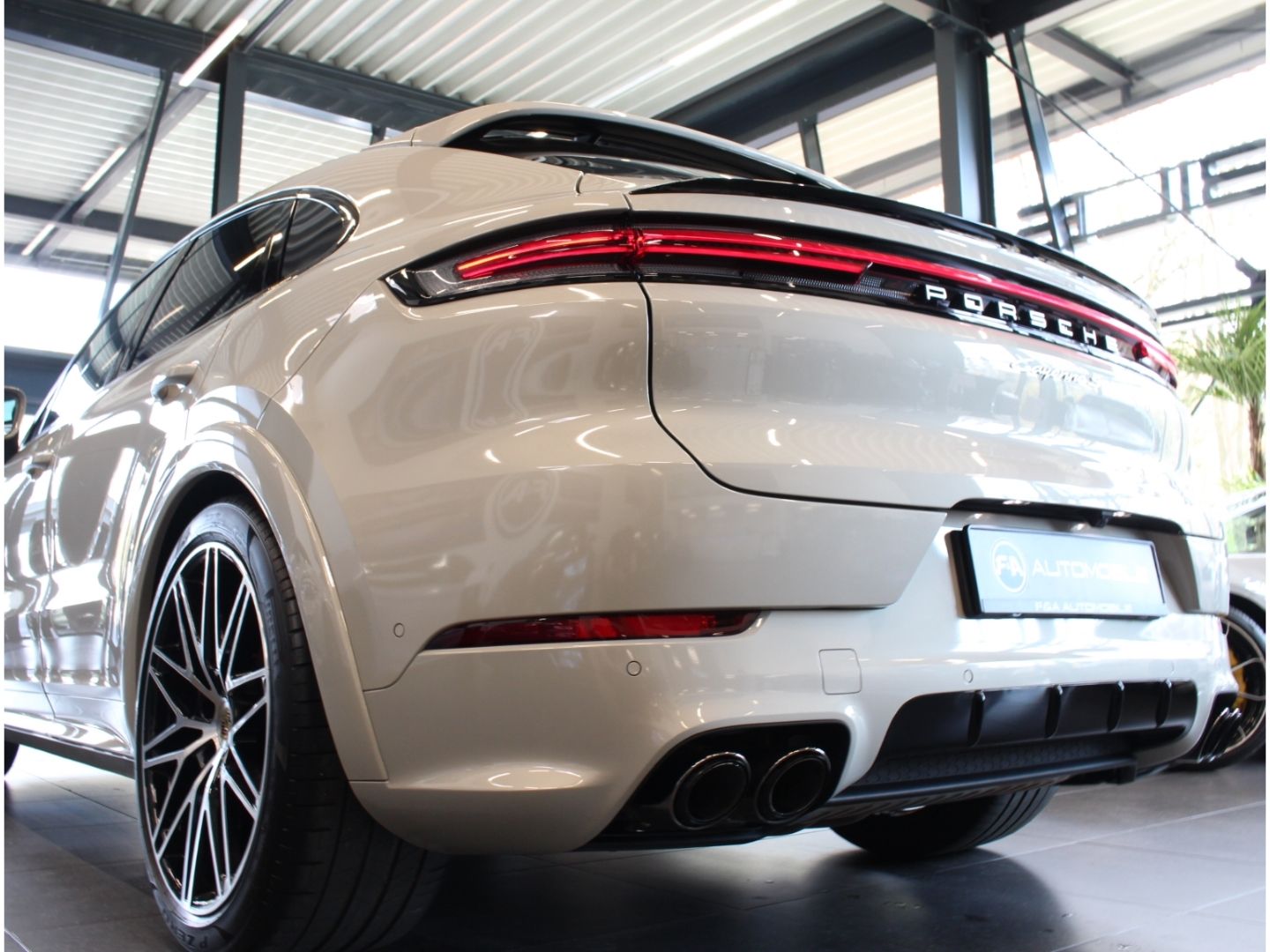 Fahrzeugabbildung Porsche Cayenne S Sport Chrono 1.Hand+Unfallfrei+Standhz