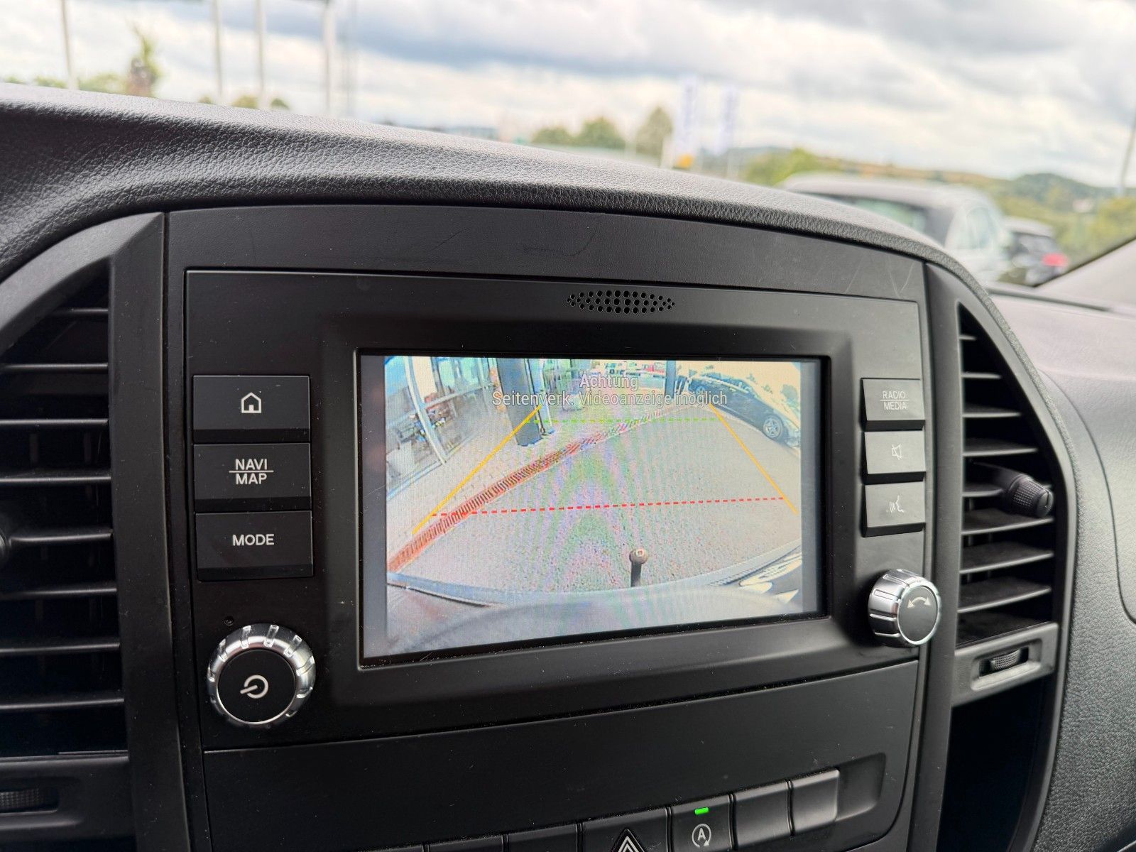 Fahrzeugabbildung Mercedes-Benz Vito 116 CDI 7G Autom Klima Kamera AHK Navi