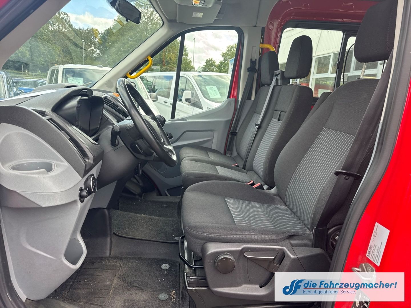 Fahrzeugabbildung Ford Transit Kombi 350 L3 2.2 TDCi DPF *2631 *KLIMA *
