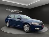 Skoda Octavia 2.0 TDI DSG Ambition Combi+Navi - Skoda: Blau