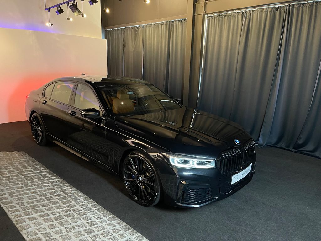 Image of BMW 750