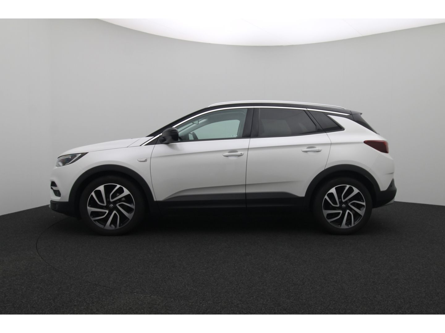 Fahrzeugabbildung Opel Grandland X 2.0 Ultimate Memory AHK ACC 360 Kame