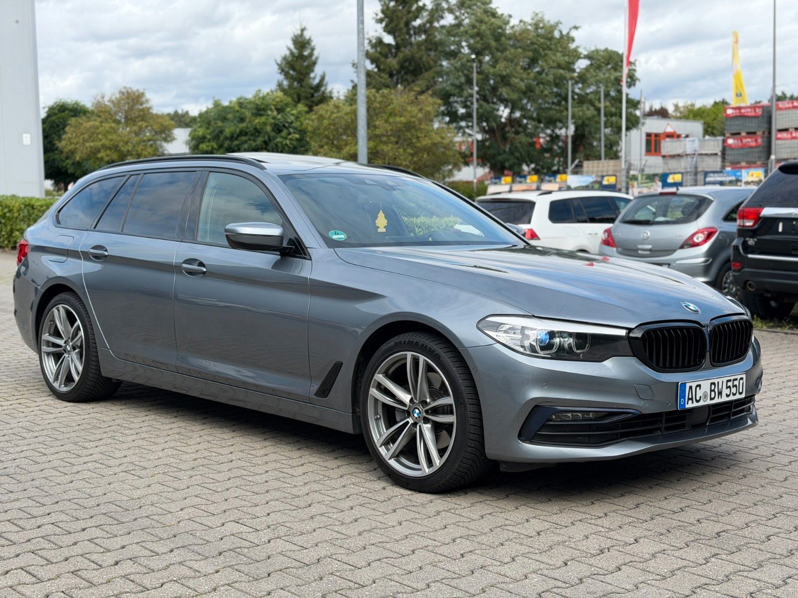 BMW 520 - 1