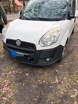 Mitsubishi Fiat Doblo 1.6l Diesel - Mitsubishi Pajero in Hamburg