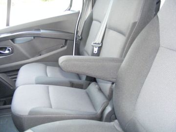 Renault Trafic - 10
