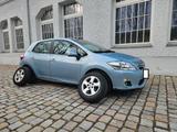 Toyota Auris Hybrid Life 1,8-l-VVT-i  128000 KM TÜV NEU - Toyota Auris aus 2011 mit Hybrid-Antrieb