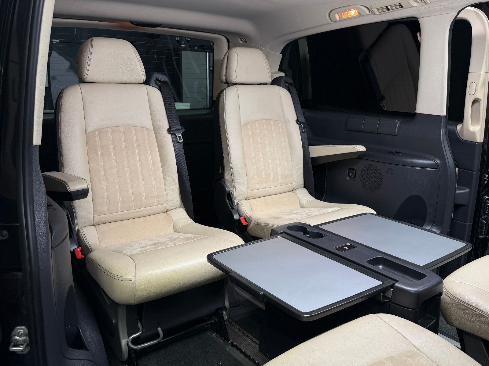 Fahrzeugabbildung Mercedes-Benz Viano 3.0 CDI LANG |AHK|PANO|LUFT