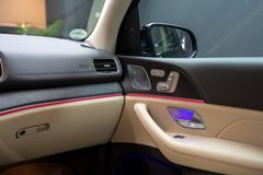 MERCEDES-BENZ GLE 350 d 4Matic*BURM*SITZKLIMA*DISTRO*AHK*AIRMA