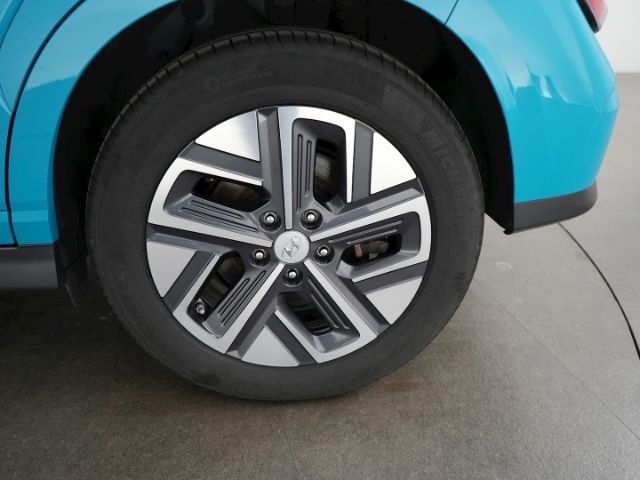 KONA Elektro TREND 39,2 kWh+VOLL LED+RÜCKFAHRKAM
