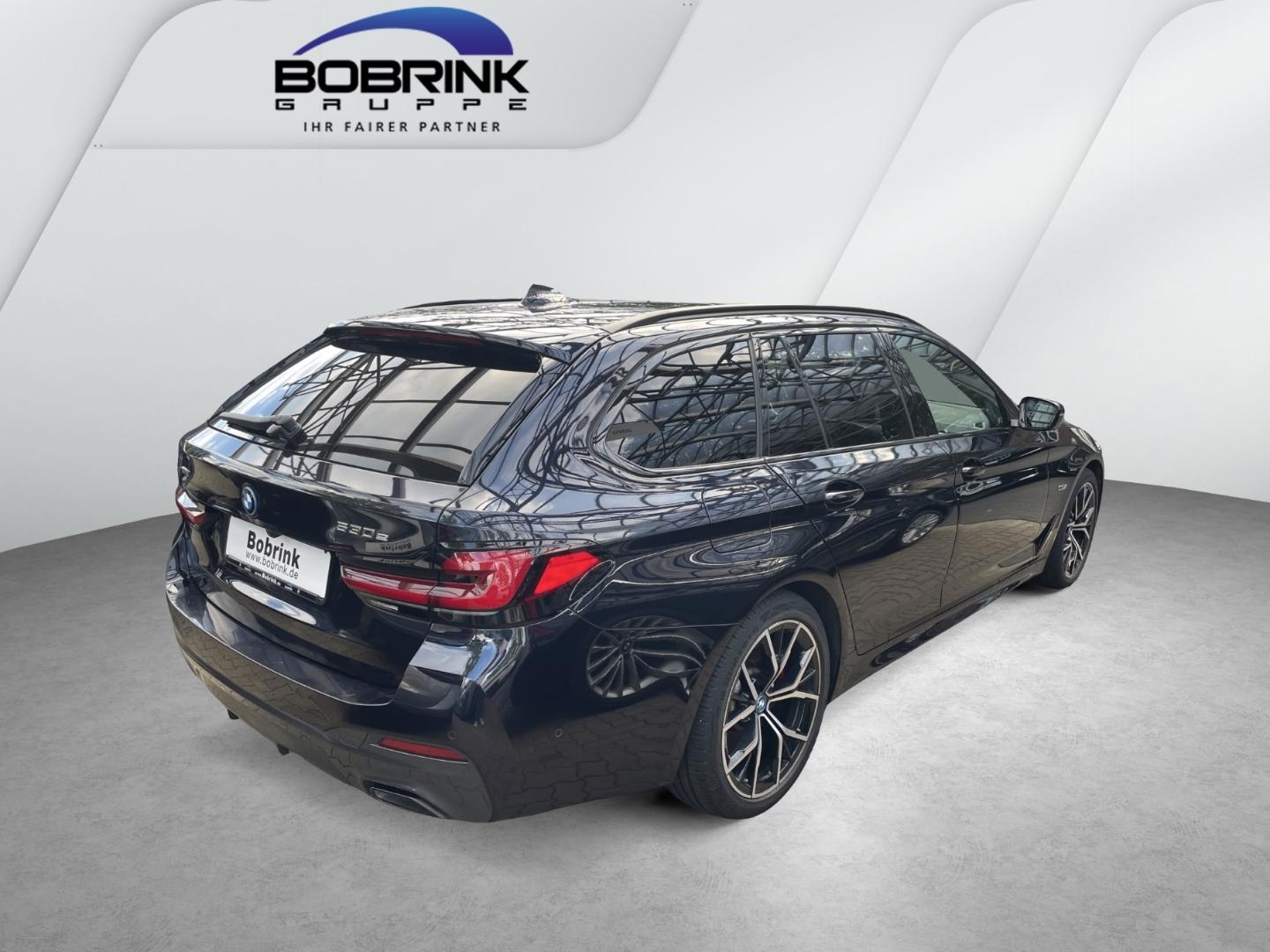 BMW 530 e xDrive Touring Hybrid M Sport Pro Pano H/K