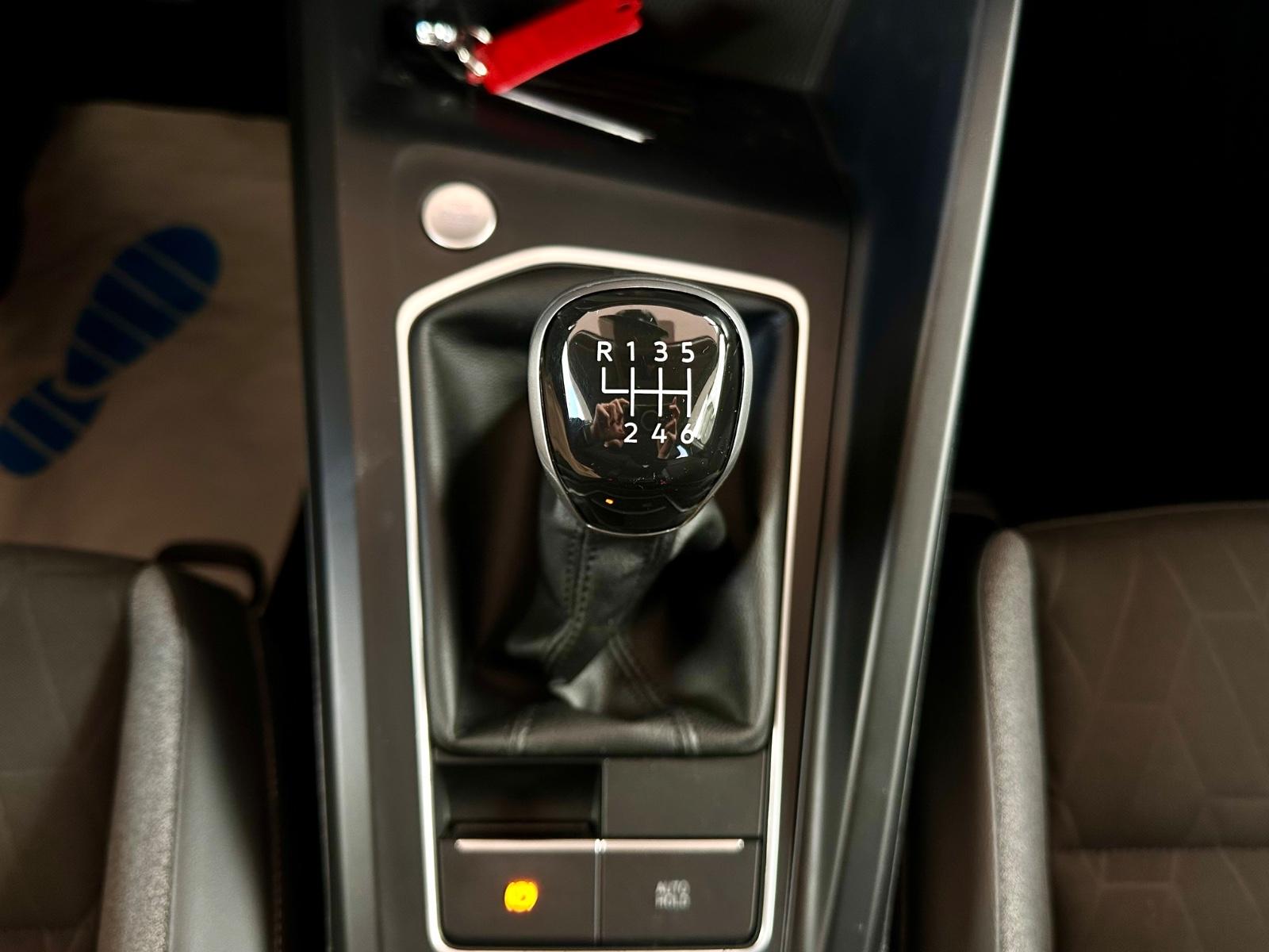 Volkswagen Golf VIII Lim. 1.5 TSI 85 kW Goal 1. Hand, миниатюра 21