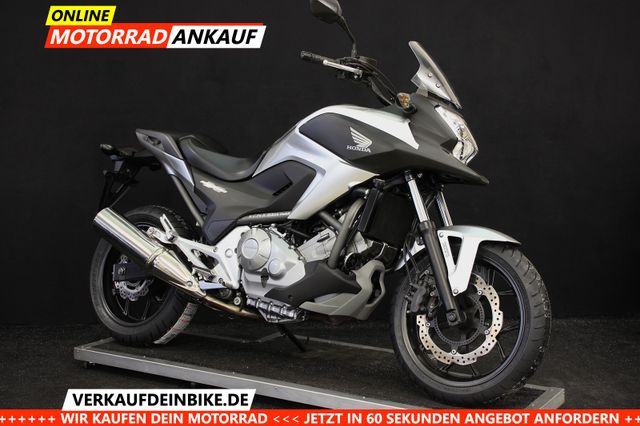 Honda NC700XA  A2 Motorrad mit neuen Reifen + Zubehör*