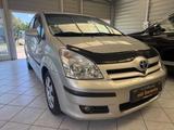 Toyota Corolla Verso 1.8 Executive 7xSitze Autom 360Kam - Toyota Corolla Verso: Automatik