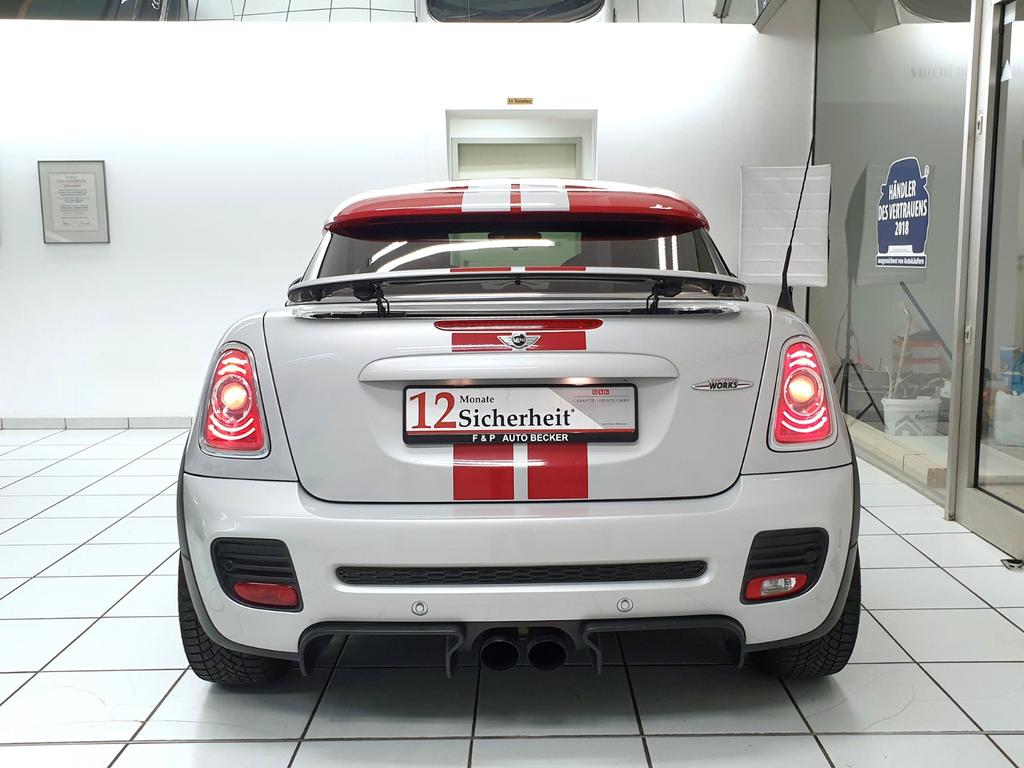 MINI John Cooper Works Coupé