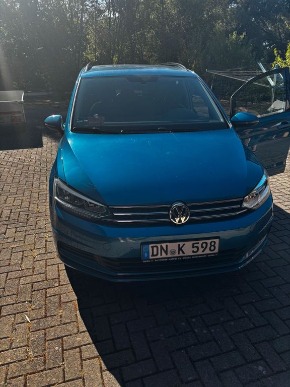 Image of Volkswagen Touran