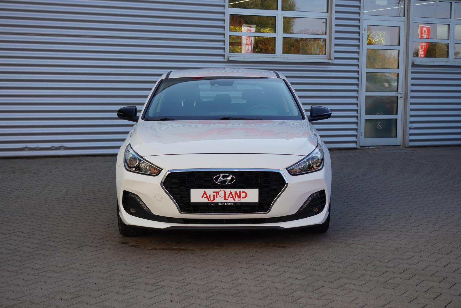 Hyundai i30 1.0 T-GDI YES! Navi Kamera Sitzheizung PDC