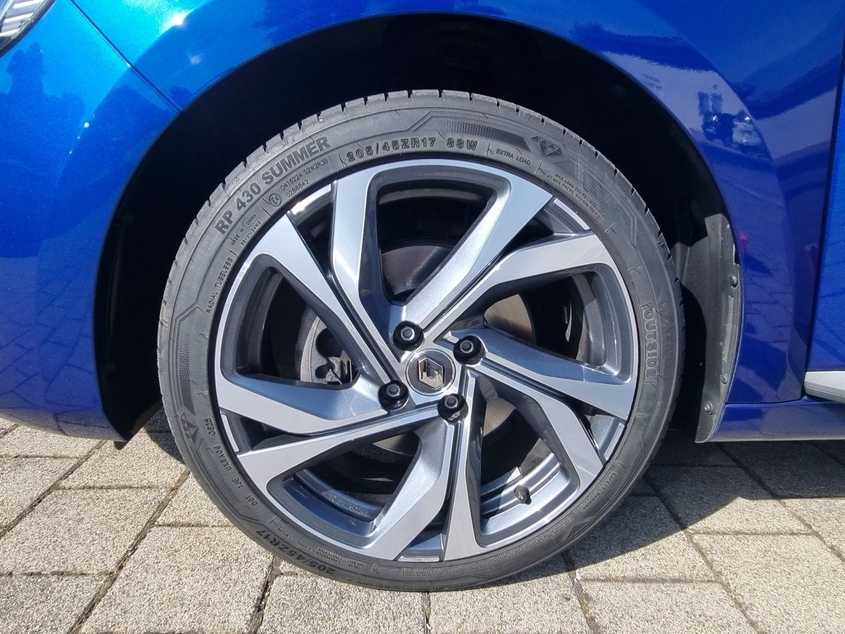 Fahrzeugabbildung Renault Clio INTENS TCe 130 EDC