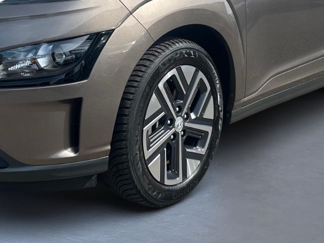 Fahrzeugabbildung Hyundai KONA Edition 30+ Elektro 2WD Navi Soundsystem AC