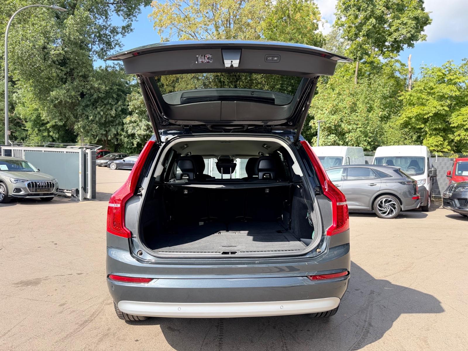 Volvo XC 90 MOMENTUM PRO AWD *7.SITZER*NAVI*LEDER*