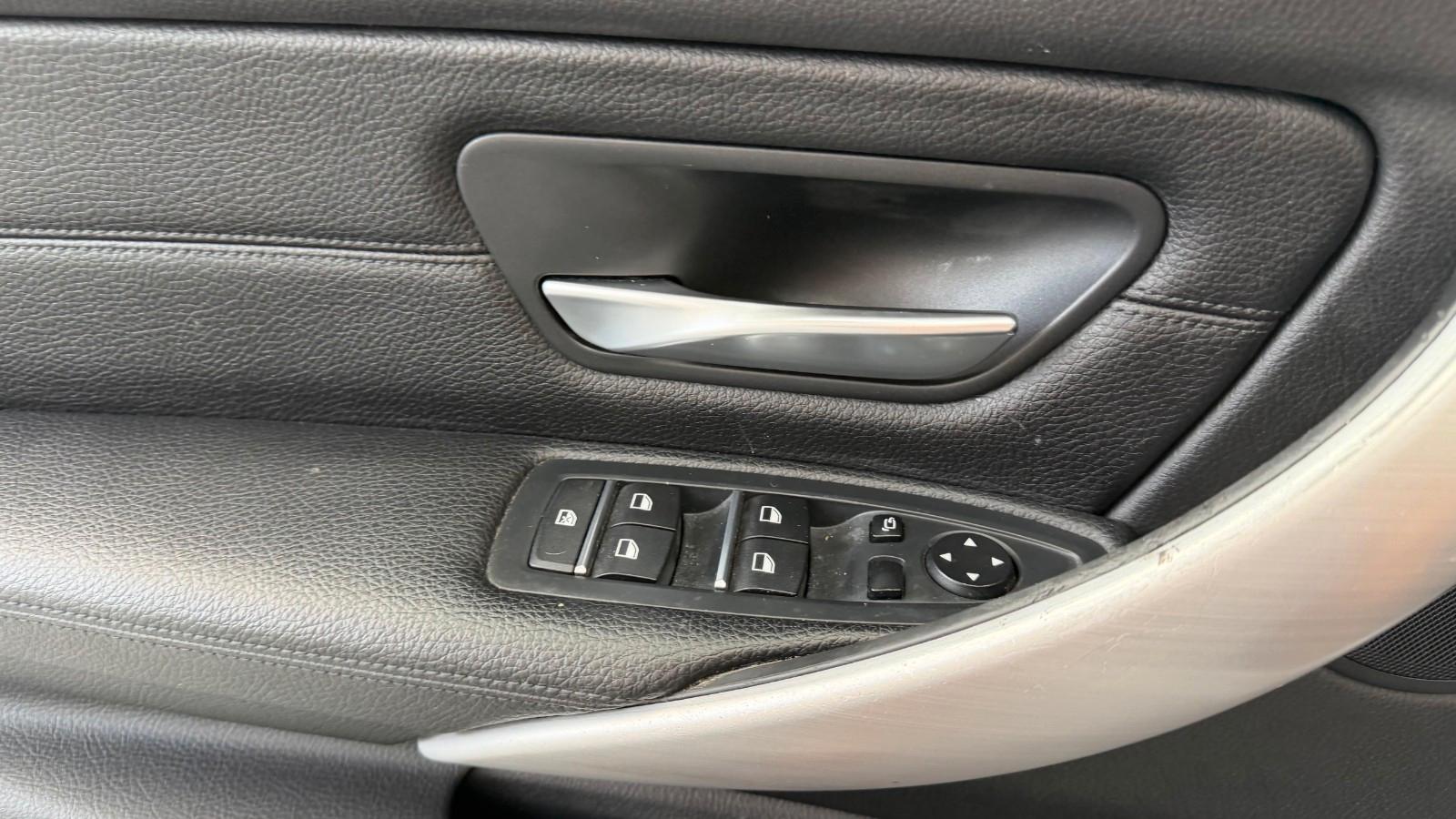 BMW 320 3 Touring 320 d xDrive Advantage Bestzustand