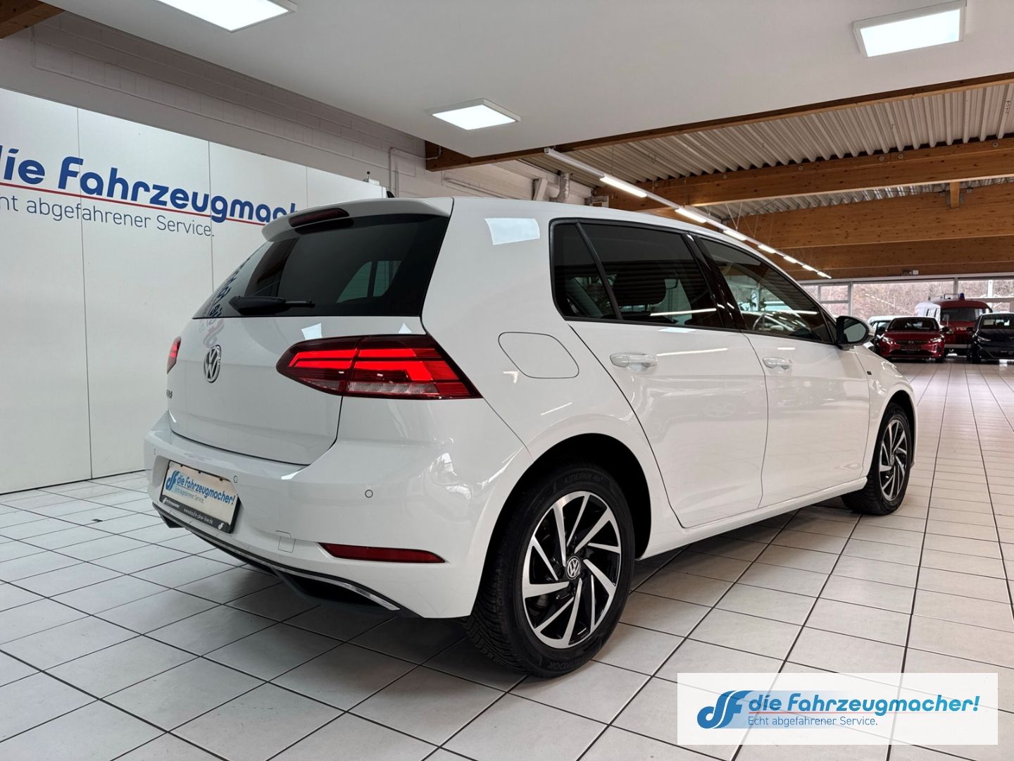 Fahrzeugabbildung Volkswagen Golf VII Join Start-Stopp Navi Sperrdiff. Mehrzo