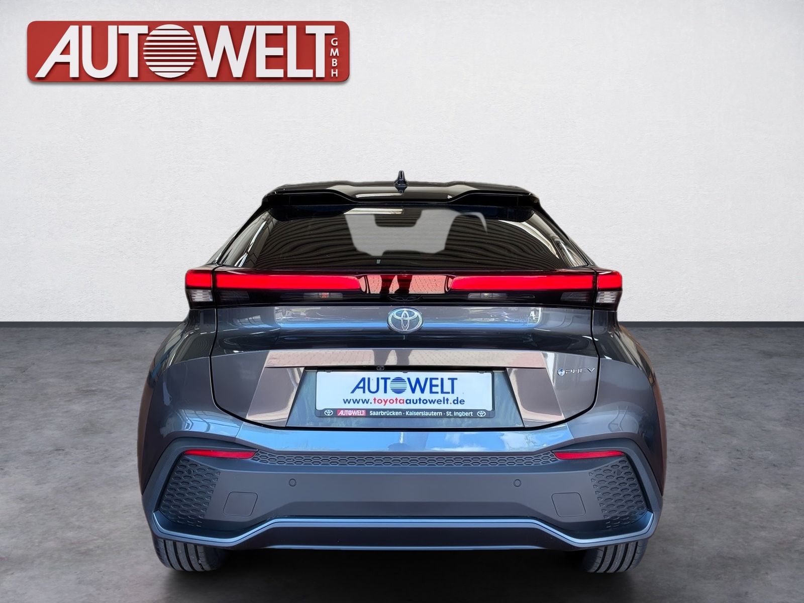 Fahrzeugabbildung Toyota C-HR 2.0 PHEV Plug-In Teamplayer LED,Navi,SHZ,AC